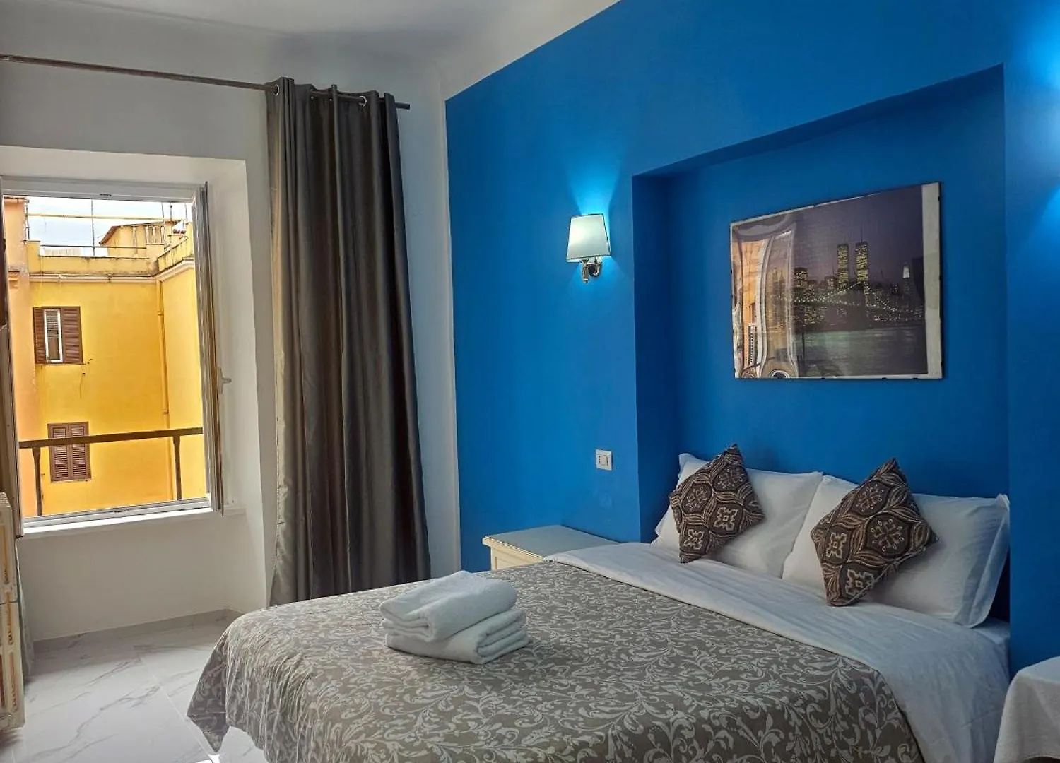 Relax On 247 Hostel Rome 0*,  Italy